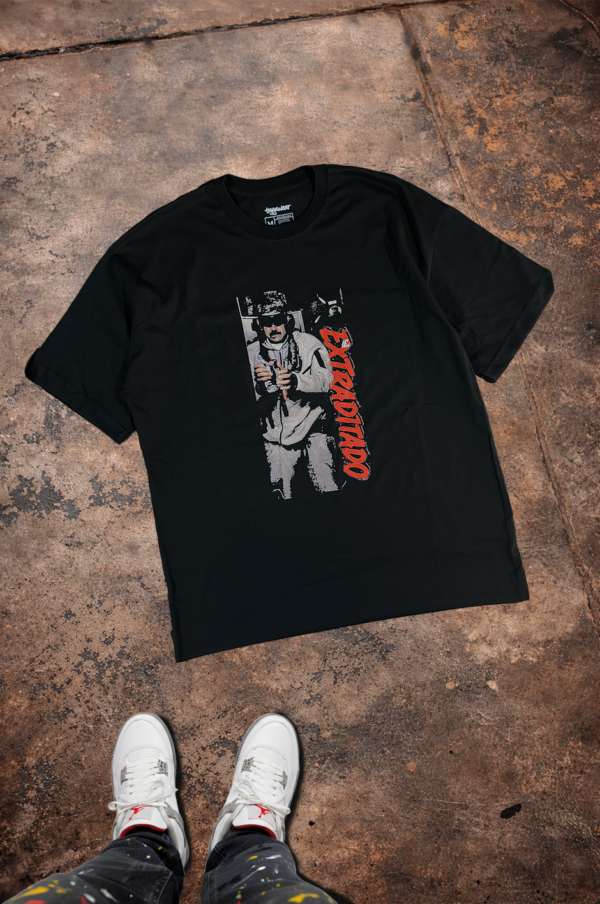 Remera Extraditado